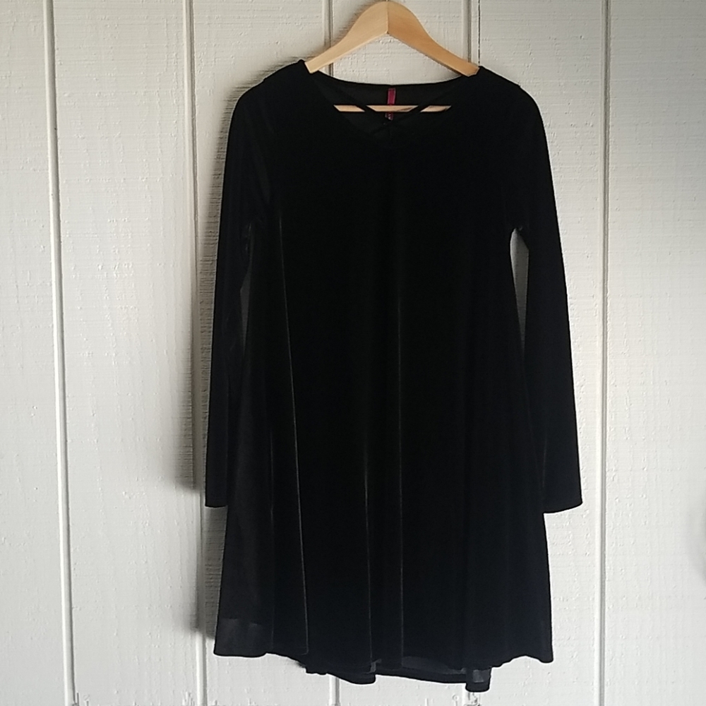 Black velvet feel tunic dress with pockets